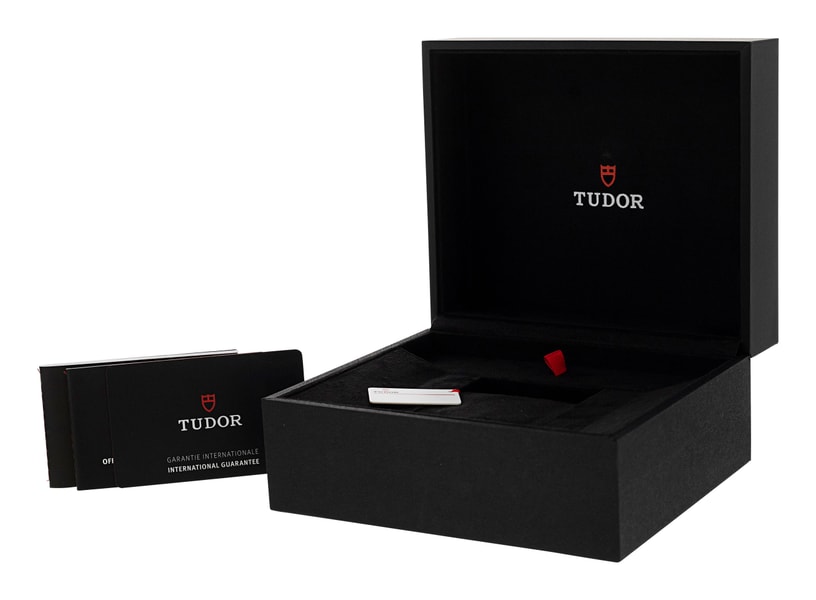 Tudor Black Bay M79230N-0009